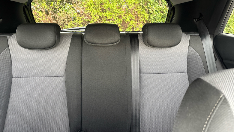 Hyundai i20 1.2 MPi Play 5dr Petrol Hatchback